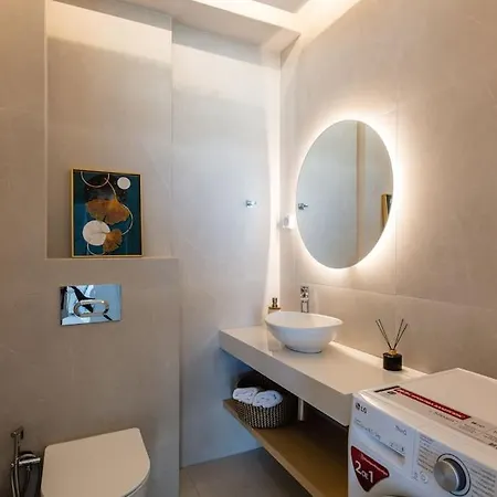 Kayo, The Ultimate Accomodation! Πάνορμος