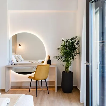 Kayo, The Ultimate Accomodation! Πάνορμος